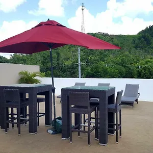Fully Air-conditioned Front Penthouse Apartment Naguabo